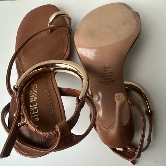 Steve Madden T-Strap Heeled Sandals Brown Tan Gold Toe Ring Ankle Strap Size 6 - Picture 9 of 9